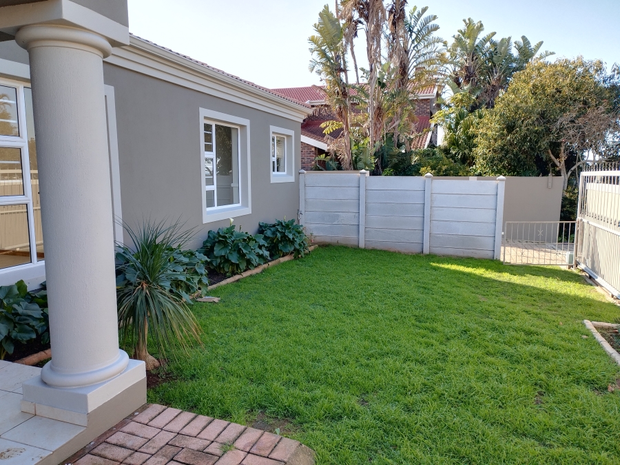 5 Bedroom Property for Sale in Wavecrest Eastern Cape